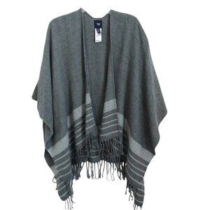 NWOT. Gap Grey Poncho One Size Fits  All 100% Acrylic